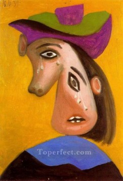 パブロ・ピカソ Painting - 泣く女の頭 1939年 パブロ・ピカソ
